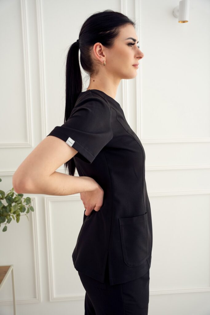 Bluza Medyczna – Black Scrabme Front Pocket