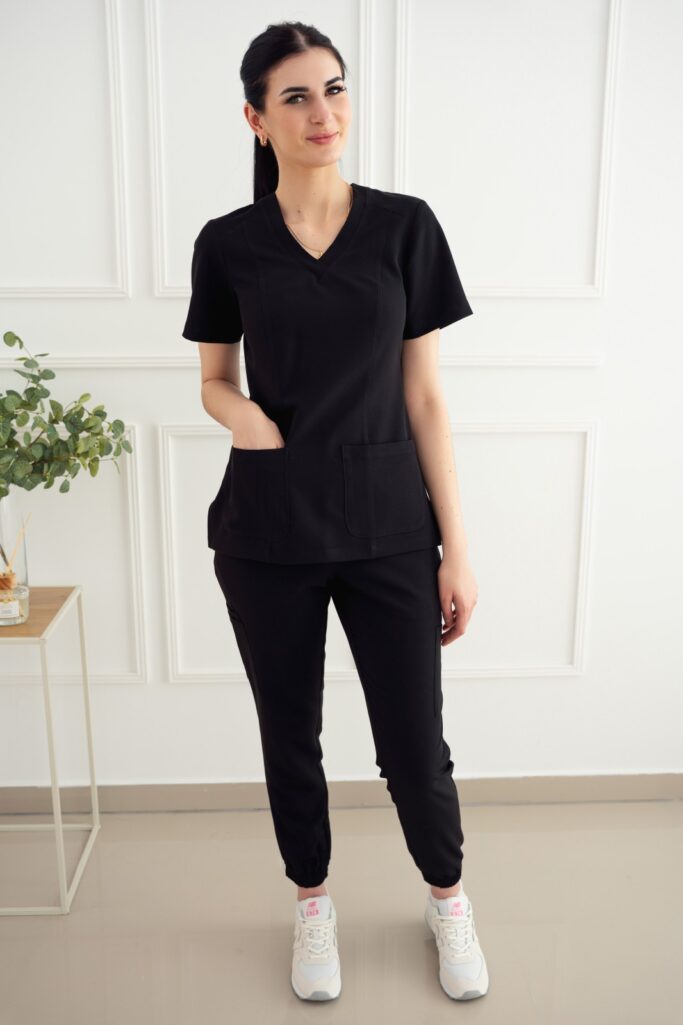 Bluza Medyczna – Black Scrabme Front Pocket