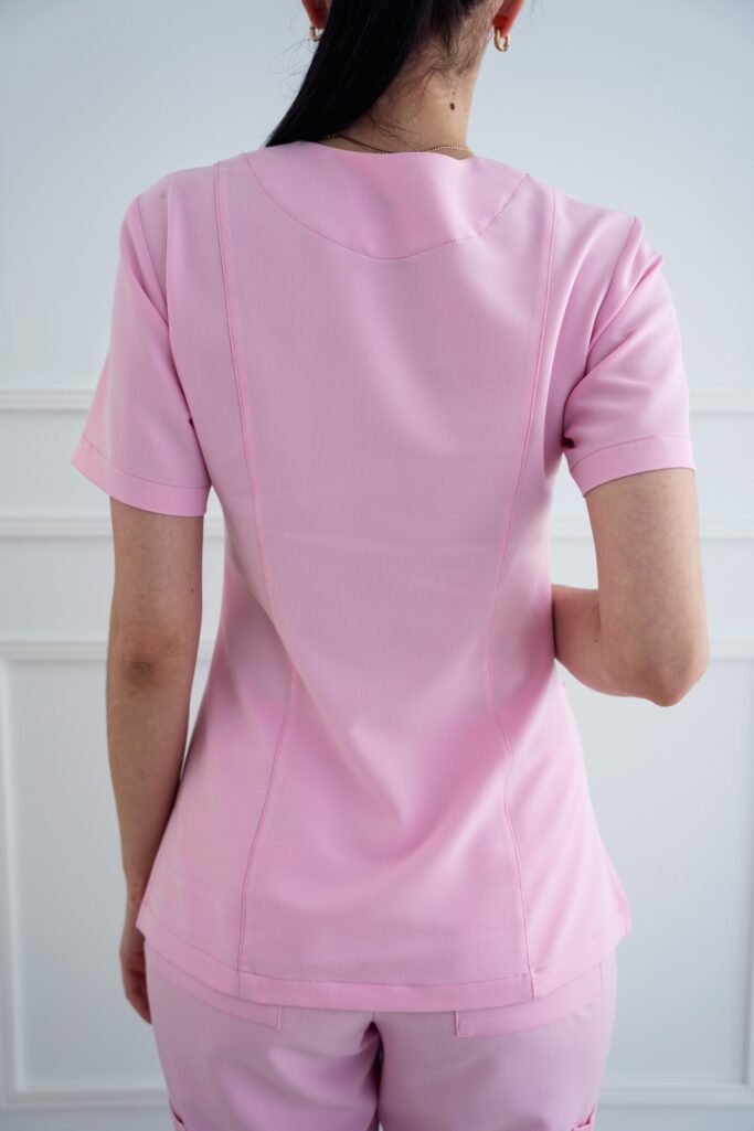 Bluza Medyczna Różowa – Sweet Pink Scrabme Front Pocket