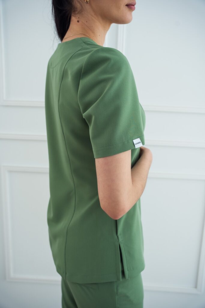 Bluza Medyczna – Green Scrabme Slit Pocket