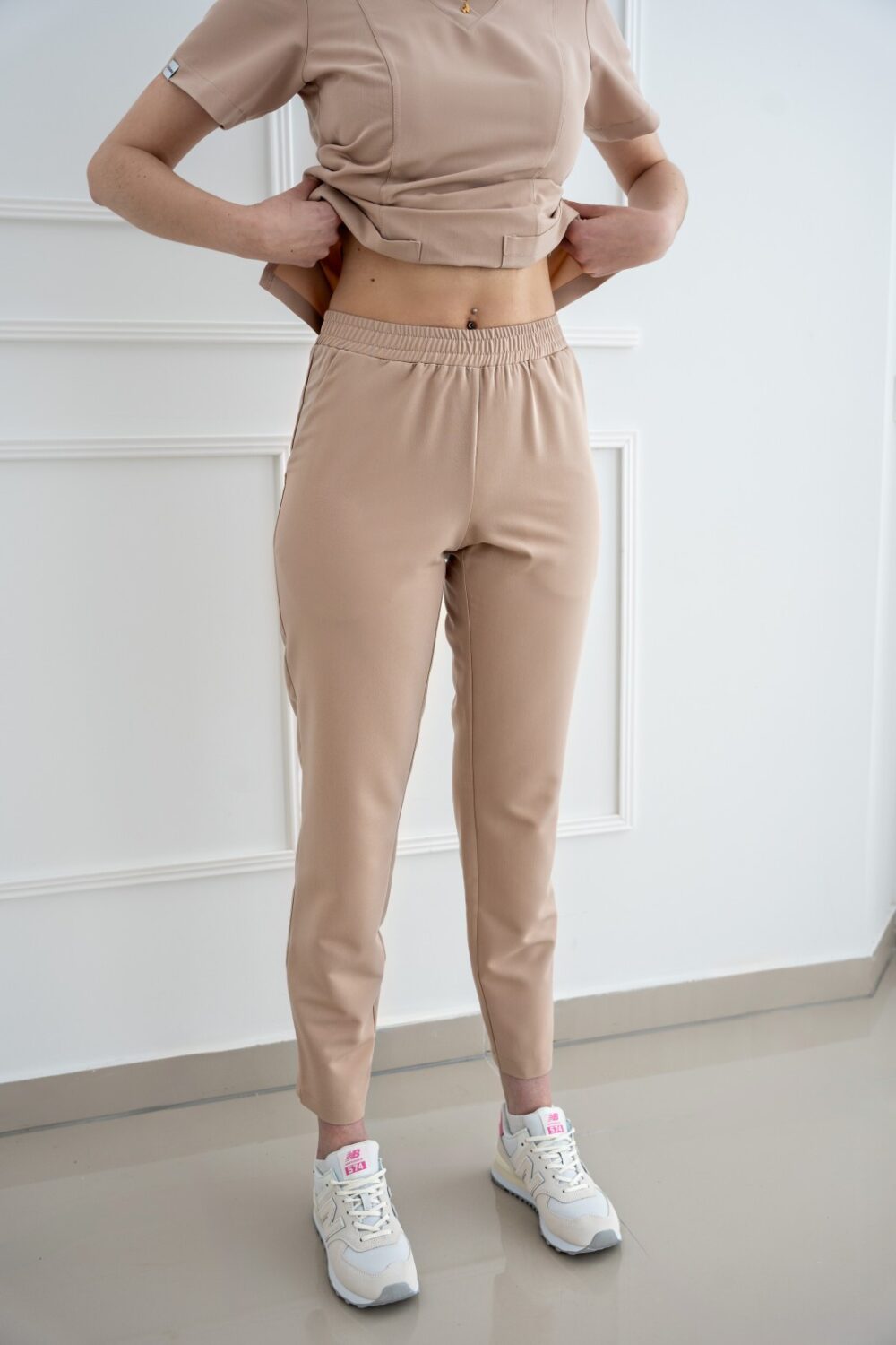 spodnie-joggery-cappuccino-4-scrabme spodnie-joggery-cappuccino-4-scrabme